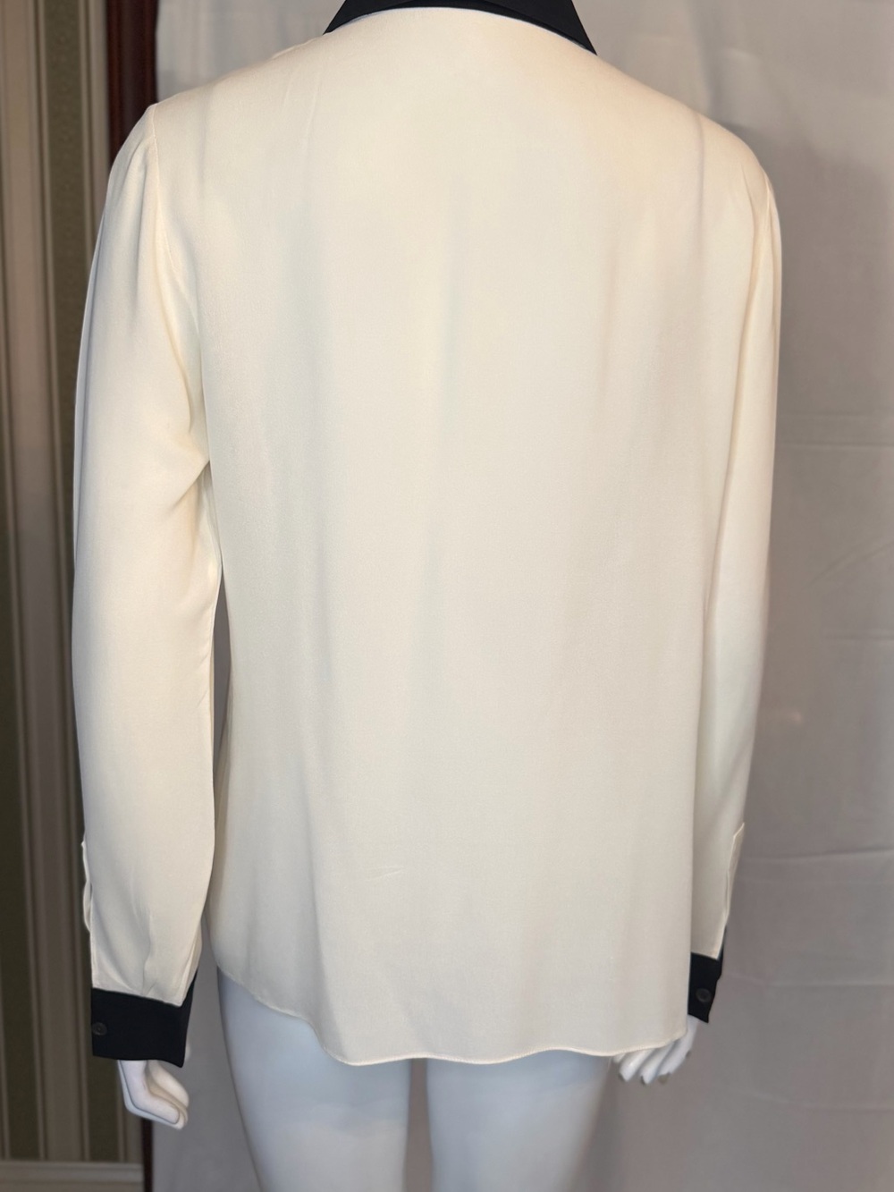 Michael Kors Cream Blouse with Black Lace Yoke - Picture 4 of 6